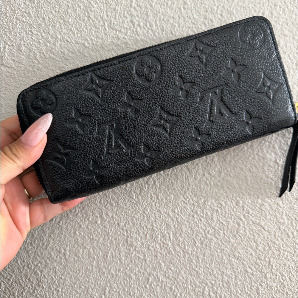 Louis Vuitton Black Monogram Zip Wallet